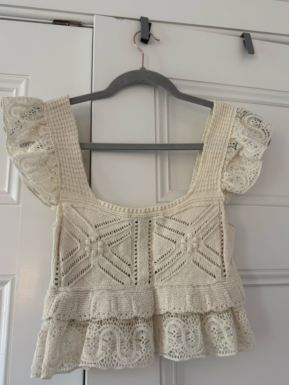 ZARA Cream Crochet Lace Ruffle Tank Top - Picture 3 of 3